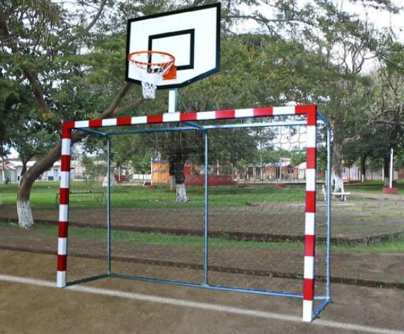 Porteria de fútbol sala con canasta de minibasket