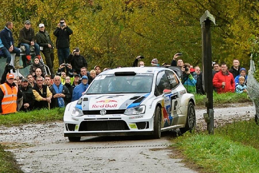 VOLKSWAGEN POLO R WRC / BELKITS BEL-005 / SEBASTIEN OGIER-JULIEN INGRASSIA / JARI-MATTI LATVALA-MIIKKA ANTTILA / ANDREAS MIKKELSEN-PAUL NAGLE