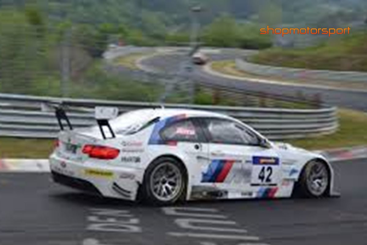 BMW M3 GT2 / SCALEXTRIC A10156S300 / JORG MULLER-AUGUSTO FARFUS-UWE ALZEN-PEDRO LAMY