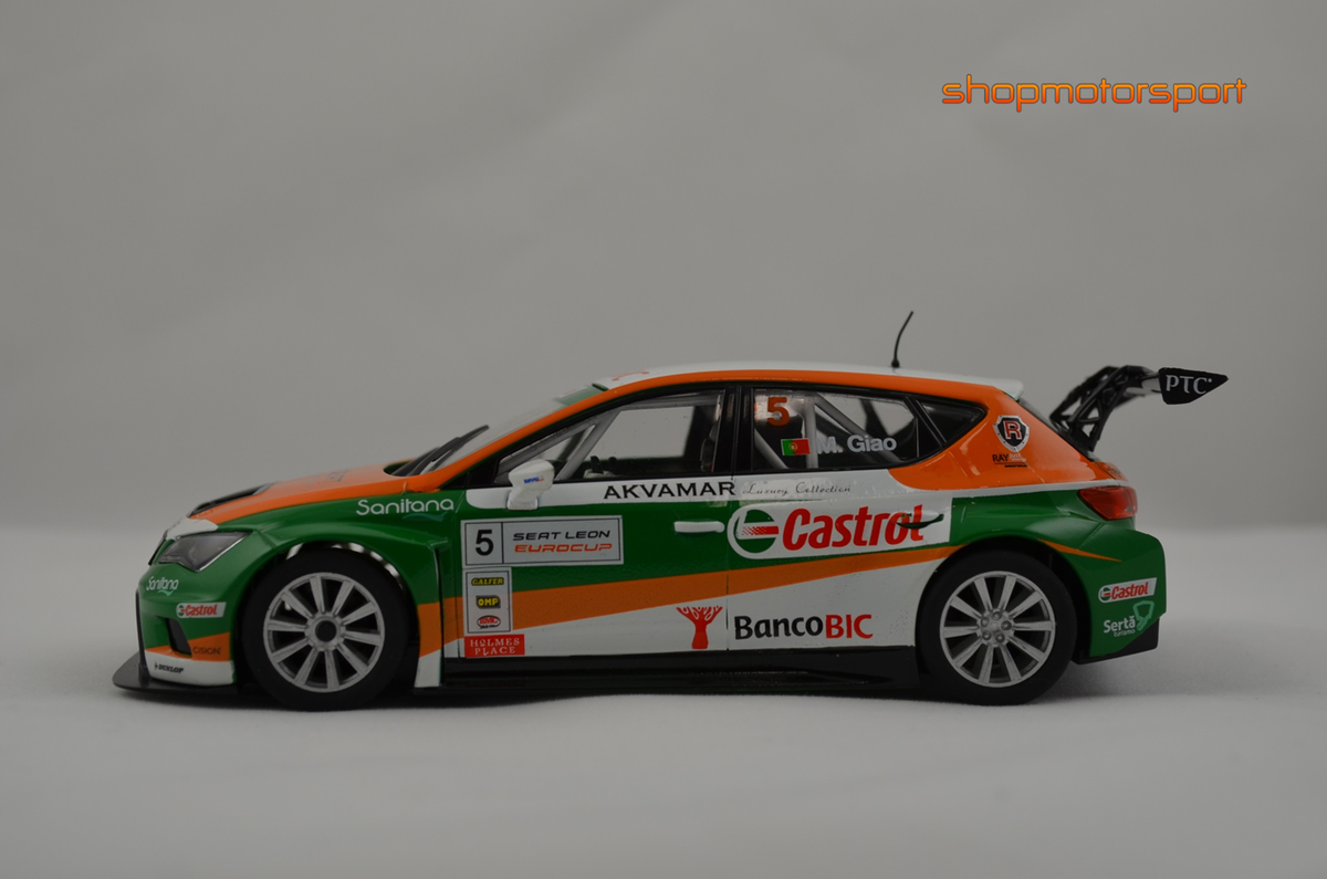 SEAT LEON EUROCUP / SCALEXTRIC A10205S300 / MANUEL GIAO