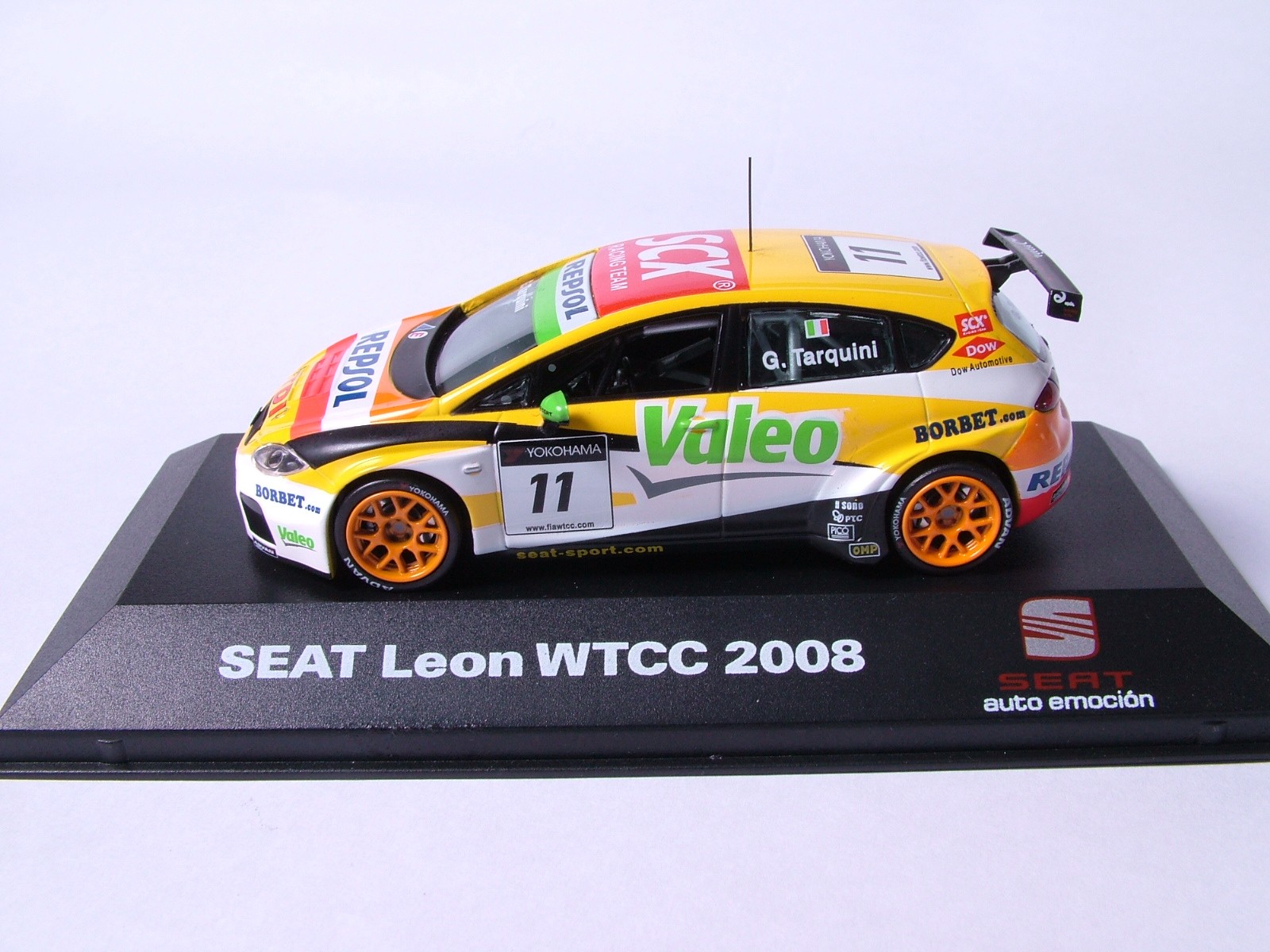 SEAT LEON TDI WTCC 2008 / IXO FISCHER / GABRIELE TARQUINI
