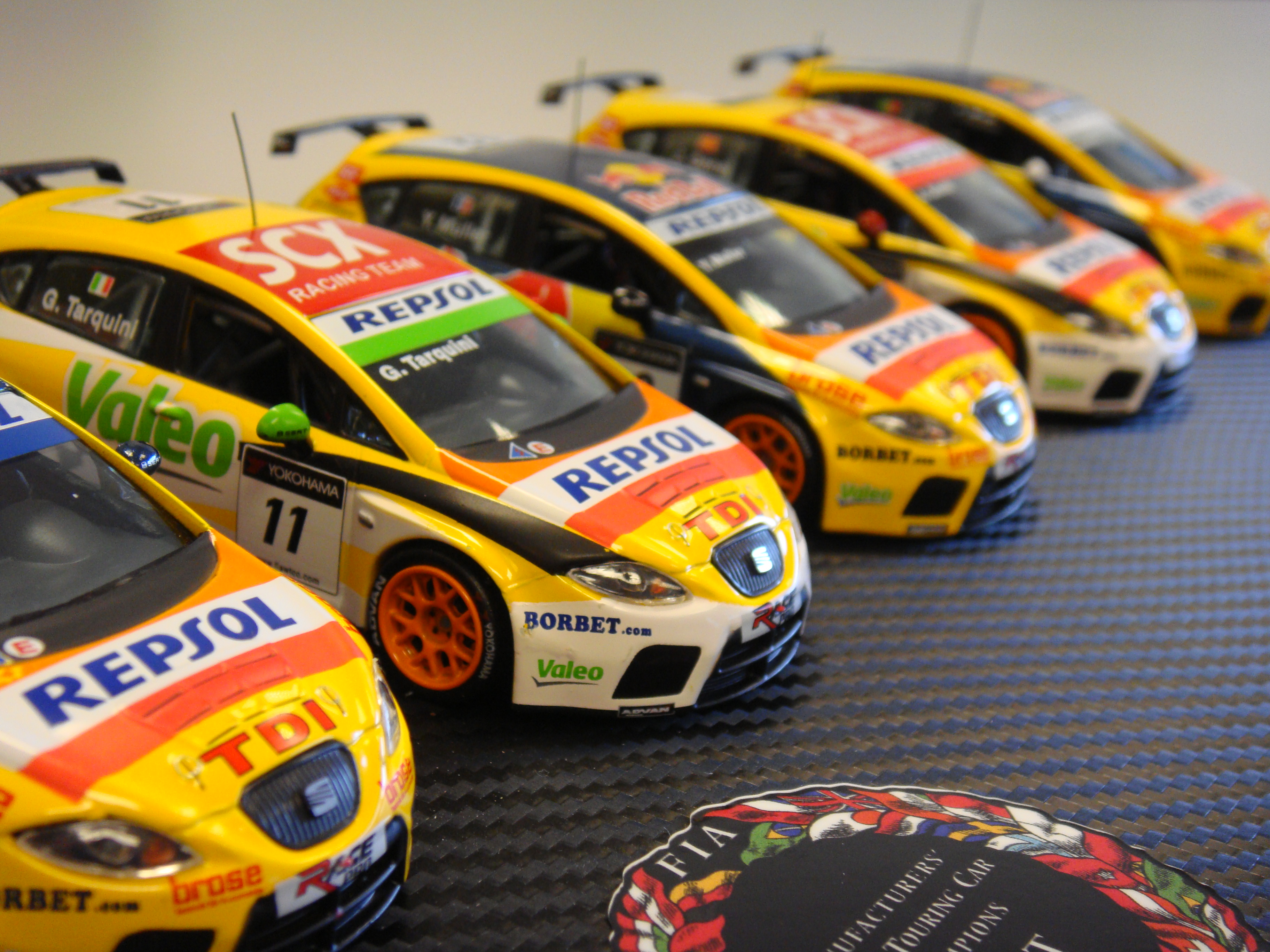 VITRINA SEAT SPORT WTCC 2008 / YVAN MULLER, GABRIELE TARQUINI, RICKARD RYDELL, JORDI GENE, TIAGO MONTEIRO 4