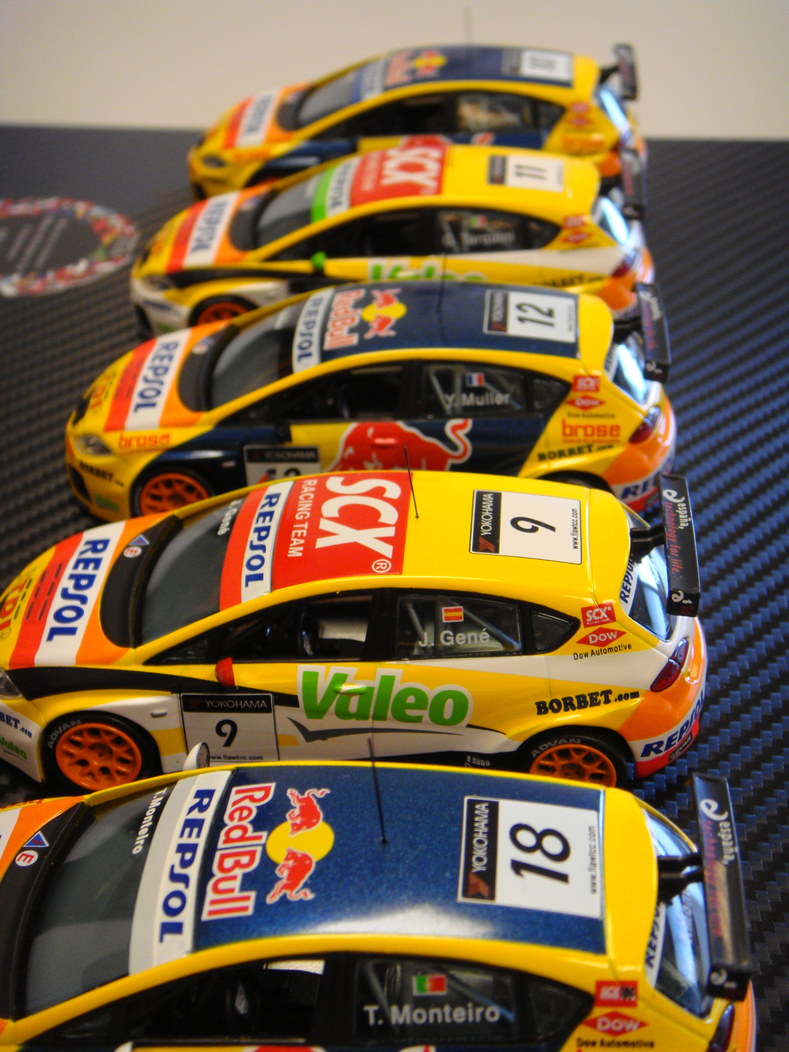 VITRINA SEAT SPORT WTCC 2008 / YVAN MULLER, GABRIELE TARQUINI, RICKARD RYDELL, JORDI GENE, TIAGO MONTEIRO 6