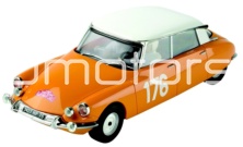 CITROEN DS19 / SCALEXTRIC A10025S300 // OUT OF STOCK