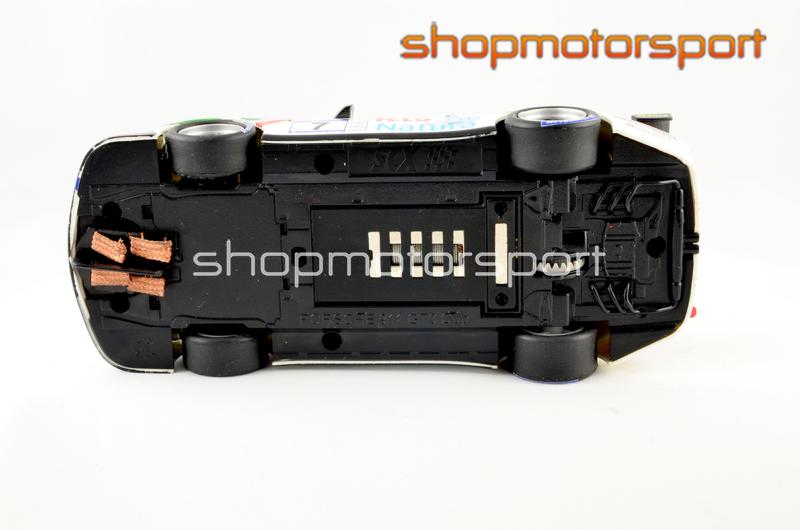 PORSCHE 911 GT3 / SCALEXTRIC A10064S300 / SERGIO VALLEJO-DIEGO VALLEJO