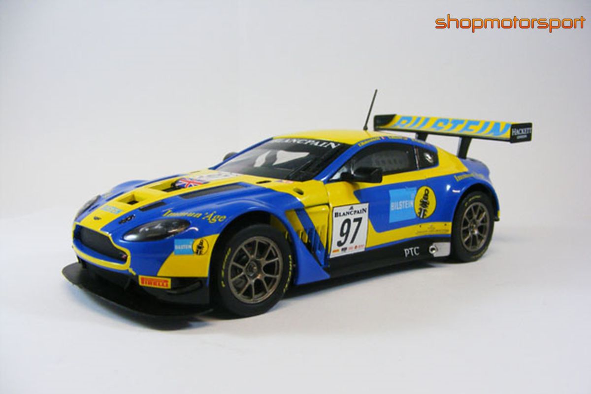 Slot Cars Aston Martin V12 Vantage Gt3 Carrera 2745