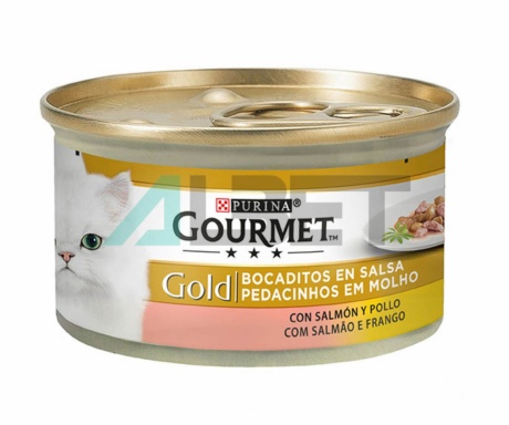Latas de bocaditos con salsa para gatos sabor salmón y pollo, Gourmet Gold