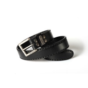 Compra en Noel Western Boots este cinturón Sendra Western de cuero color negro modelo 8563 con envíos gratis a la península 53418