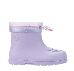 Botas de agua respetuosas Igor modelo Mendi gato color malva caña baja con cuello ajustable katiuskas muy comodas y flexibles calzado respetuoso barefoot fabricado en España