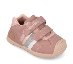 Zapatillas urban casual niña Biomecanics color Kiss rosa con tiras en oro y plata de piel sauvage calzado respetuoso con el desarrollo natural del pie para gateo y primeros pasos cierre de doble tira adherente y tecnologia always dry by Biomecanics