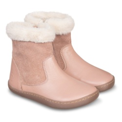 Botines niña Chetto barefoot color rosa con anillo de pelo calzado respetuoso de la marca Chetto fabricada en piel con cierre de cremallera lateral botitas muy comodas flexibles y ligeras idelaes para este invierno