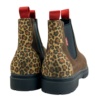 Botines niña Levis modelo Oliver tipo chelsea color marron con tira trasera con estampado de leopardo y dos tiradores en rojo muy comodas botines Levis para junior y mamis muy trending y faciles de combinar ideales para esta temporada - Ítem2