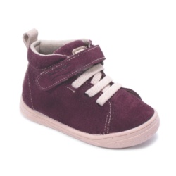 Botines niña Zapy barefoot modelo Bolonia color burdeos face fabricadas en piel de serraje botitas gama Zapyflex de calzado respetuoso natural steps con cierre de tira adherente y elasticos muy comodas y flexibles made in Spain