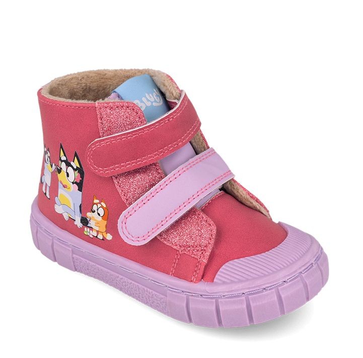 Botines niña barefoot marca Garvalin color fucsia y malva de la franquicoa Bluey y Bingo puntera reforzada y cierre de doble tira adherente calzado respetuoso de Garvalin botitas muy comodas y calentitas con forro interior muy calido made in Spain