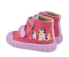 Botines niña barefoot marca Garvalin color fucsia y malva de la franquicoa Bluey y Bingo puntera reforzada y cierre de doble tira adherente calzado respetuoso de Garvalin botitas muy comodas y calentitas con forro interior muy calido made in Spain - Ítem4