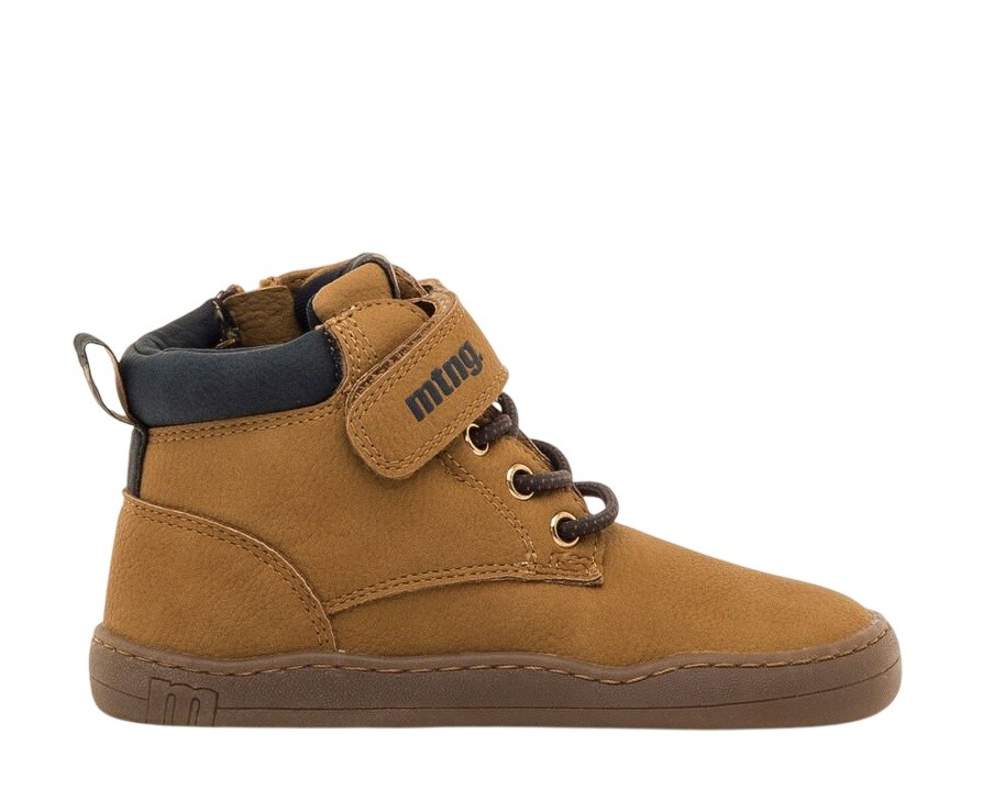 Botines niño Mustang free barefoot color butter camel botines respetuosos de Mustang con cierre de tira adherente cremallera lateral y elasticos botitas muy comodas flexibles y ligeras con certificado vegano