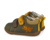 Botines niño barefoot de la marca Garvalin color verde militar y mostaza con dinosaurio en lateral de piel sauvage puntera reforzada y cierre de doble tira adherente calzado respetuoso de Garvalin zapato muy comodo y flexible made in Spain - Ítem4