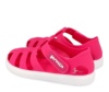 Cangrejeras niña barefoot de la marca Garvalin modelo Jellys color fucsia sandalias respetuosas de Garvalin para playa o piscina con cierre de tira adherente ideales para este verano muy comodas y flexibles - Ítem3