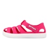 Cangrejeras niña barefoot de la marca Garvalin modelo Jellys color fucsia sandalias respetuosas de Garvalin para playa o piscina con cierre de tira adherente ideales para este verano muy comodas y flexibles - Ítem4