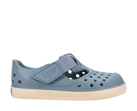 Cangrejeras niño barefoot de la marca Igor modelo Malibu color azul oceano las cangrejeras respetuosas de Igor made in Spain para playa o piscina con cierre de tira adherente muy trending y muy ligeras ideales para este verano