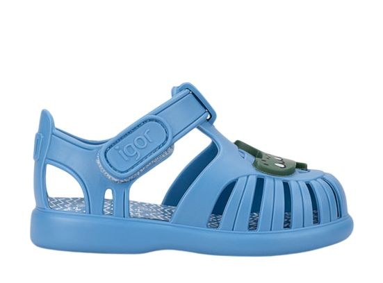 Cangrejeras niño de la marca Igor modelo Tobby Croco color azul con cocodrilo verde sandalias Igor con cierre de tira adherente made in Spain muy comodas para playa y piscina muy divertidas e ideales para este verano