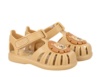 Cangrejeras niño de la marca Igor modelo Tobby Leon color amarillo dijon sandalias Igor con cierre de tira adherente made in Spain muy comodas para playa y piscina muy divertidas e ideales para este verano - Ítem2