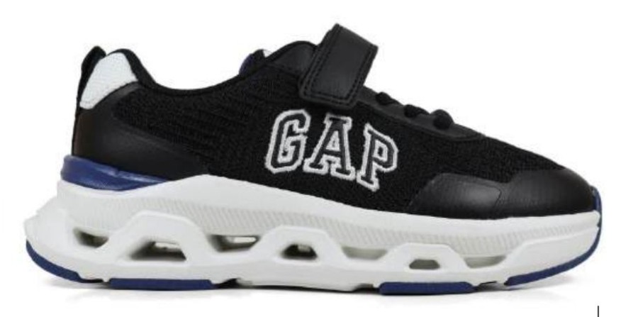 Zapatillas niño GAP modelo Sacramento sneakers de la marca de tendencia GAP color negro y azul con cierre de tira adherente y elasticos GAP Modern American Optimism muy trending y combinables