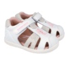 Sandalias niña Biomecanics barefoot color blanc0 y brillo con perrita little princess cangrejeras Biomecanics fabricadas en piel cierre de tira adherente y puntera reforzada calzado respetuoso de Biomecanics muy comodo y flexible avalado por el IBV - Ítem4