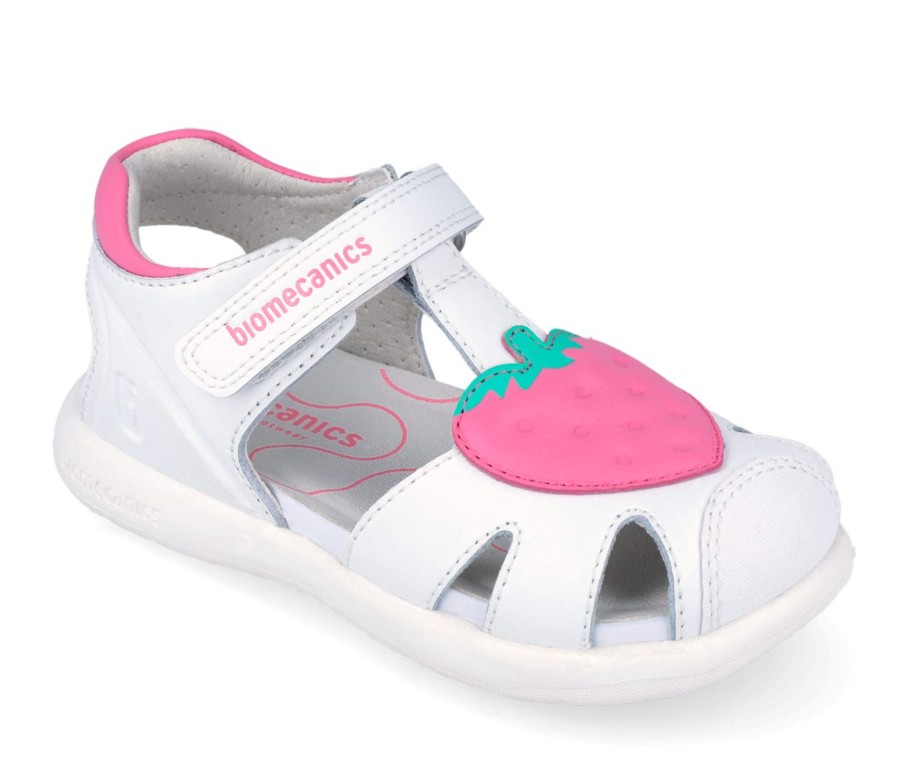 Sandalias niña Biomecanics color blanc0 con fresa fabricadas en piel sandalias muy comodas con cierre de tira adherente de la gama bioevolution perfectas para combinar con cualquir look veraniego muy trending y avaladas por el IBV