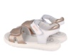 Sandalias niña Garvalin en piel napa color blanc0 y cobre con cierre de doble tira adherente para un perfecto ajuste sandalias pala de Garvalin muy comodas elegantes y trending ideales para este verano - Ítem1