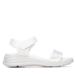 Sandalias niña Xti color balnco con brillantes sandalias con un poco de cuña de la marca Xti Urban Brand para conbinar con cualquier look con certificado vegano muy cómodas y con cierre de tira adherente y tecnologia comfort tech y memory foam pro