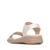 Sandalias niña Xti color beige con brillantes sandalias con un poco de cuña de la marca Xti Urban Brand para combinar con cualquier look con certificado vegano muy cómodas y con cierre de tira adherente y tecnologia comfort tech y memory foam pro - Ítem2