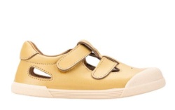 Sandalias niña barefoot de la marca Igor de piel color amarillo dijon sandalias respetuosas de Igor made in Spain con cierre de tira adherente muy comodas y flexibles drop 0