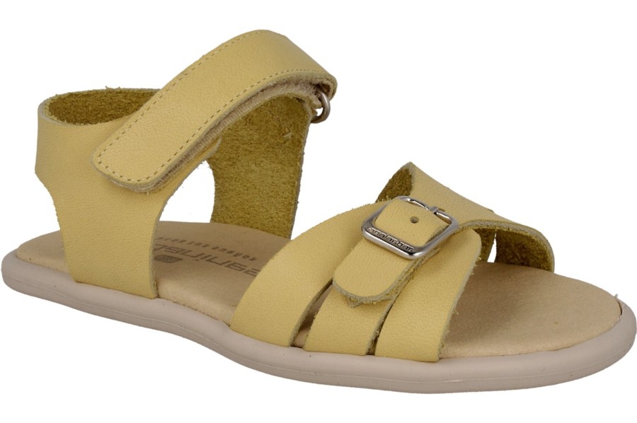 Sandalias niña de la marca Andanines barefoot color limonchelo con cierre de tira adherente y hebilla muy cómodas sandalias de calzado respetuoso de Andanines fabricadas en piel vaquetilla tendencia este verano y made in Spain