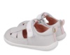 Sandalias niña de lona Garvalin barefoot color blanco pique metalizado zapatillas casual de lona de calzado respetuoso de Garvalin con cierre de tira adherente cangrejeras Garvalin soft and fun muy comodas y flexibles ideales este verano - Ítem3
