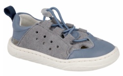 Sandalias niño Andanines barefoot de piel mousse dijon color azul jeans y niquel cangrejeras muy comodas calzado respetuoso de Andanines con cierre de tira elastica deportivo abierto muy comodos y flexibles by Anadanines made in Spain