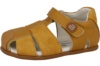 Sandalias niño barefoot de la marca Andanines modelo stella de piel dijon color mostaza cangrejeras de piel fabricadas en España calzado respetuoso con cierre de tira adherente cero drop muy comodas y flexibles made in Spain - Ítem1