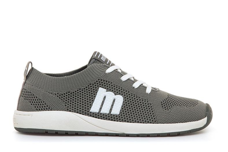 Zapatillas niño Mustang free barefoot color Knit grey gris con cierre de cordones calzado respetuoso textil rejilla para juniors y con plantilla de trasición para los que no estan acostumbrados al calzado barefoot muy comodas y frescas