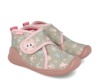 Zapatillas de Casa niña de la marca Biomecanics color maquillaje con estampado de gatitos pantuflas Biomecanics bioevolution de gabardina muy comodas con plantilla extraible y cierre de tira adherente avaladas por el IBV gama biohome de Biomecanics - Ítem3