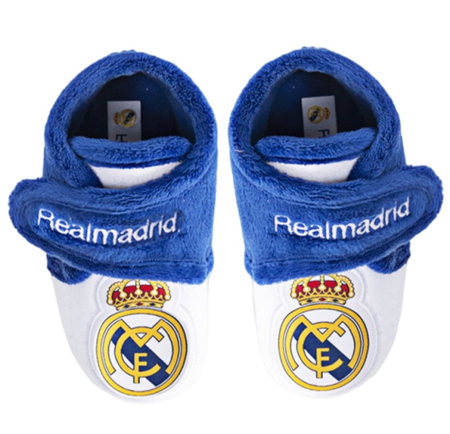 Zapatillas de casa niño Marpen oficiales del Real Madrid color blanc0 y azul con escudo del Madrid pantuflas oficiales y originales del Real Madrid muy comodas y calentitas ideales para regalar y disfrutar del partido de futbol en casa made in Spain