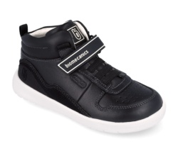 Zapatillas niño Biomecanics tipo bota de piel sauvage color negro y blanc0 preciosas Sneakers de Biomecanics gama bioevolution con cierre de tira adherente y elasticos botin casual muy comodos y combinables