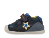 Zapatillas niño Biomecanics urban color azul ocean de piel sauvage con estrella en el lateral zapatos respetuosos con el crecimiento natural del pie para gateo y primeros pasos con cierre de doble tira adherente by Biomecanics y avalados por el IBV - Ítem4