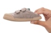 Zapatillas niño Igor barefoot color suede topo marron y verde calzado respetuoso de piel tenis de la marca Igor muy comodas y flexibles con puntera reforzada y cierre de doble tira adherente made in Spain - Ítem2