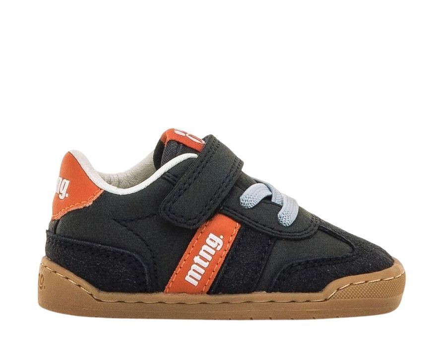 Zapatillas niño Mustang deportivos colegiales barefoot color lotter azul navy y losfo orange naranja calzado respetuoso de Mustang con cierre de tira adherente y elasticos deportivos casual muy comodos y flexibles