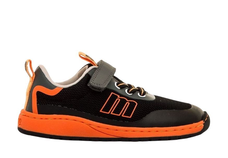 Zapatillas niño Mustang barefoot color tpu black negro gris oscuro y naranja deportivos para juniors de calzado respetuoso muy comodas y muy flexibles con cierre de tira adherente y elasticos Mustang free con certificado vegano