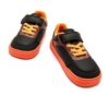 Zapatillas niño Mustang deportivos barefoot color action pu black negro y naranja calzado respetuoso de Mustang con cierre de tira adherente y elasticos muy comodos y flexibles Mustang free con certificado vegano - Ítem3