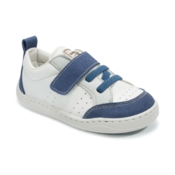 Zapatillas niño Zapy color hielo y azul navy calzado barefoot con cierre de tira adherente y elasticos calzado respetuoso Zapyflex natural steps made in Spain deportivos muy comodas y flexibles sneakers barefoot con la calidad de Zapy