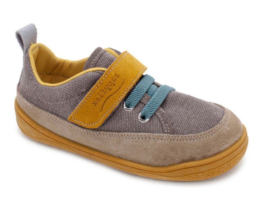 Zapatillas niño barefoot de la marca Zapy modelo Lebeche Brucher color piedra arena y amarillo sneakers Zapyflex calzado respetuoso fabricado en España con cierre de tira adherente y elasticos muy comodas y flexibles