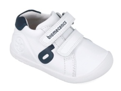 Zapatillas niño escolares Biomecanics barefoot blanc0 y azul calzado respetuoso con el desarrollo natural del pie para gateo y primeros pasos colegiales con exterior de piel y cierre de tira adherente con plantilla antibacteriana