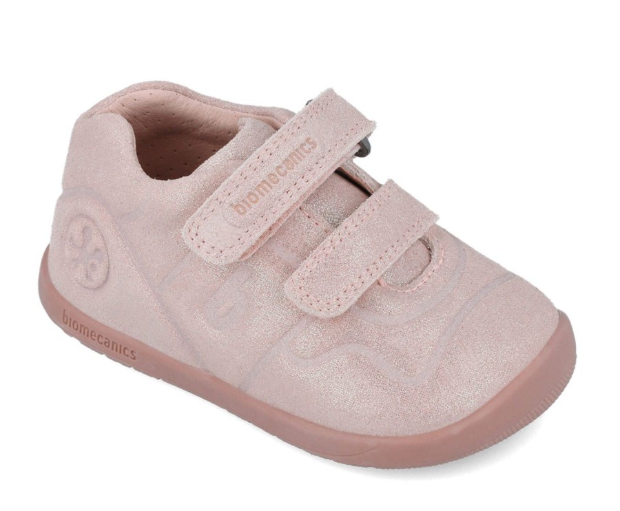 Zapato urban niña Biomecanics barefoot color petalo rosa de piel serraje laminado calzado respetuoso con el desarrollo natural del pie para gateo y primeros pasos cierre de tira adherente y always dry